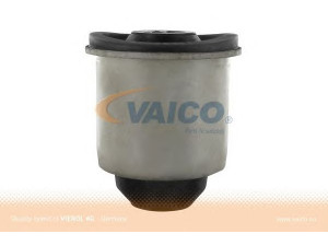 VAICO V46-0617 stebulės laikiklio įvorė 
 Ašies montavimas/vairavimo mechanizmas/ratai -> Ašies atrama/ašies korpusas/ašies montavimas -> Pasukamojo veleno sujungimas
82 00 038 243