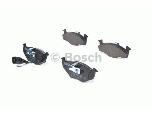 BOSCH 0 986 424 723 stabdžių trinkelių rinkinys, diskinis stabdys 
 Techninės priežiūros dalys -> Papildomas remontas
6Q0 698 151 B, 6Q0 698 151 B