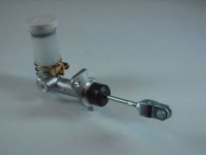 AISIN QM-020 pagrindinis cilindras, sankaba 
 Sankaba/dalys -> Sankabos valdymas -> Pagrindinis cilindras
MB555413