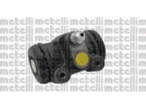 METELLI 04-0675 rato stabdžių cilindras 
 Stabdžių sistema -> Ratų cilindrai
4402883, 9110883, 77 01 030 155