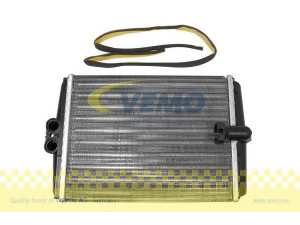 VEMO V30-61-0011 šilumokaitis, salono šildymas 
 Šildymas / vėdinimas -> Šilumokaitis
220 830 02 61