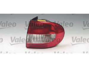 VALEO 087463 kombinuotas galinis žibintas 
 Kėbulas -> Transporto priemonės galas -> Kombinuotas galinis žibintas/dalys -> Kombinuotas galinis žibintas
7700428058