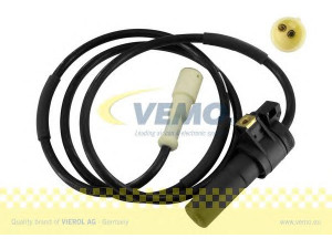 VEMO V40-72-0346 jutiklis, rato greitis 
 Elektros įranga -> Jutikliai
12 38 917, 12 38 919, 90386505