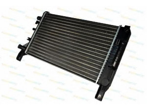 THERMOTEC D7G003TT radiatorius, variklio aušinimas 
 Aušinimo sistema -> Radiatorius/alyvos aušintuvas -> Radiatorius/dalys
1004038, 1004039, 1107118, 1654321