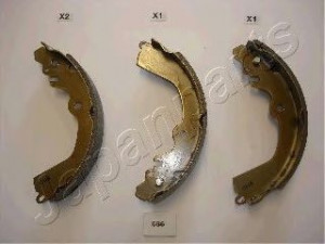 JAPANPARTS GF-586AF stabdžių trinkelių komplektas 
 Techninės priežiūros dalys -> Papildomas remontas
MB950064, MN102633