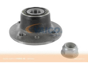 VAICO V46-0095 rato stebulė 
 Ašies montavimas/vairavimo mechanizmas/ratai -> Rato stebulė/montavimas -> Rato stebulė
77 01 204 667, 77 04 002 263