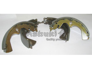 ASHUKI 1050-7030 stabdžių trinkelių komplektas 
 Techninės priežiūros dalys -> Papildomas remontas
AA301-26-301, 0K045-26-38Z, 55-03-396/ASHIKA