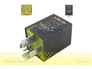 VEMO V15-71-0014 relė, degalų siurblys 
 Elektros įranga -> Relė
321 906 059 H, 443 907 385 C, 443 907 385 G