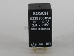 BOSCH 0 335 200 050 posūkio rodiklio pertraukiklis 
 Elektros įranga -> Relė