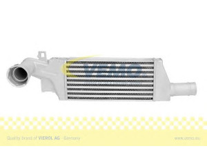 VEMO V40-60-2074 tarpinis suslėgto oro aušintuvas, kompresorius 
 Variklis -> Oro tiekimas -> Įkrovos agregatas (turbo/superįkrova) -> Tarpinis suslėgto oro aušintuvas
13 00 410, 24 466 787, 93 177 425