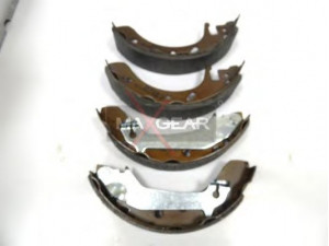 MAXGEAR 19-0240 stabdžių trinkelė 
 Stabdžių sistema -> Būgninis stabdys -> Stabdžių įdėklas/ trinkelė
1 014 655