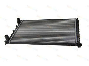 THERMOTEC D7F021TT radiatorius, variklio aušinimas 
 Aušinimo sistema -> Radiatorius/alyvos aušintuvas -> Radiatorius/dalys
46749005, 46803039