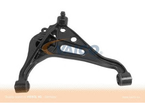 VAICO V64-0031 vikšro valdymo svirtis 
 Ašies montavimas/vairavimo mechanizmas/ratai -> Valdymo svirtis/pasukamosios svirties sujungimas -> Vairo trauklės (valdymo svirtis, išilginis balansyras, diago
45201-65D00, 45201-65D00-000, 45201-67D00
