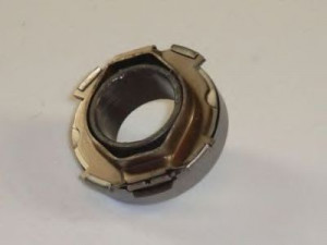 AISIN BS-001 sankabos paleidiklis
23265-84300