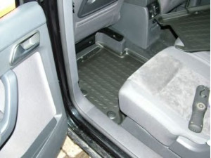 CARBOX 421785000 kojų kilimėlis 
 Vidaus įranga -> Kojų kilimėlis