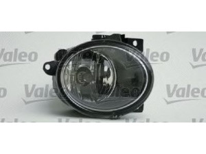 VALEO 043690 rūko žibintas 
 Kėbulas -> Pagalbiniai žibintai/dalys -> Rūko žibintas/dalys -> Rūko žibintas/įterp.
1C0941700E