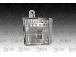 VALEO 043992 šoninis atšvaitas 
 Kėbulas -> Šviesos -> Šoninis/apribojimo žibintas/dalys -> Šoninės apribojimo šviesos
ML113082