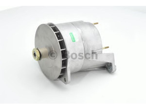 BOSCH 0 120 689 566 kintamosios srovės generatorius 
 Elektros įranga -> Kint. sr. generatorius/dalys -> Kintamosios srovės generatorius
1516516R, 5006143947, 504021528