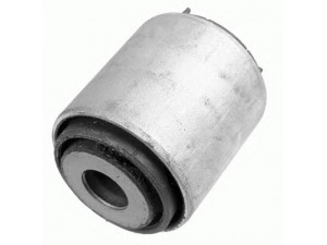 LEMFÖRDER 34734 01 valdymo svirties/išilginių svirčių įvorė 
 Ašies montavimas/vairavimo mechanizmas/ratai -> Valdymo svirtis/pasukamosios svirties sujungimas -> Montavimas/sutvirtinimas
33 32 6 770 951, 33 32 6 770 952