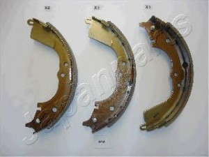 JAPANPARTS GF-242AF stabdžių trinkelių komplektas 
 Techninės priežiūros dalys -> Papildomas remontas
04495-26180, 04495-26190, 04495-35200
