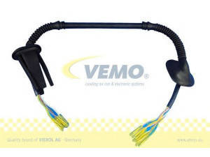 VEMO V10-83-0014 remonto rinkinys, diržas 
 Elektros įranga -> Diržas
8E0 971 726 part, V10830014