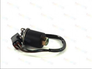 THERMOTEC KTT130018 slėgio jungiklis, oro kondicionavimas 
 Oro kondicionavimas -> Jungiklis
1037612, 1057656, 6807481, 93GW19D566AA