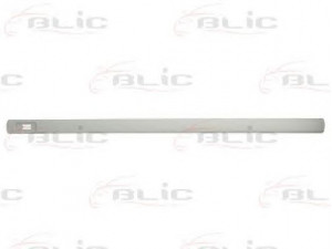 BLIC 5703-04-5051576P apdailos/apsauginės juostelė, durelės 
 Kėbulas -> Apdaila/apsauga/dekoratyvinės juostelės/emblemos -> Apdailos/apsauginės juostelės
172746