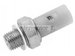 STANDARD 51133 alyvos slėgio jungiklis 
 Variklis -> Variklio elektra
M-882369, 25240-00Q0C, 25240-00QAA