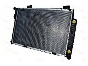 THERMOTEC D7M010TT radiatorius, variklio aušinimas 
 Aušinimo sistema -> Radiatorius/alyvos aušintuvas -> Radiatorius/dalys
202 500 32 03, 202 500 37 03, 2025003203