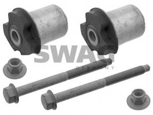 SWAG 60 94 4700 ašies korpuso guolių komplektas 
 Ašies montavimas/vairavimo mechanizmas/ratai -> Ašies atrama/ašies korpusas/ašies montavimas -> Pasukamojo veleno sujungimas
82 00 042 594, 82 00 042 594 S1