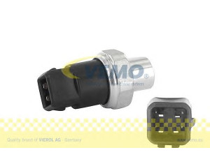 VEMO V10-73-0140 slėgio jungiklis, oro kondicionavimas 
 Oro kondicionavimas -> Jungiklis
8D0 959 482 B, 8D0 959 482 B, 8D0 959 482 B