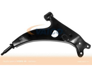 VAICO V70-0239 vikšro valdymo svirtis 
 Ašies montavimas/vairavimo mechanizmas/ratai -> Valdymo svirtis/pasukamosios svirties sujungimas -> Vairo trauklės (valdymo svirtis, išilginis balansyras, diago
48068-42010, 48068-42011, 48068-42012