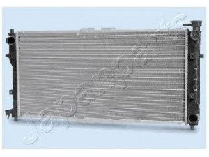 JAPANPARTS RDA273048 radiatorius, variklio aušinimas 
 Aušinimo sistema -> Radiatorius/alyvos aušintuvas -> Radiatorius/dalys
FS1915200D, FS1915200E