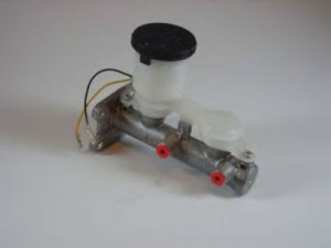 AISIN MG-003 pagrindinis cilindras, stabdžiai
8-94222-652-2