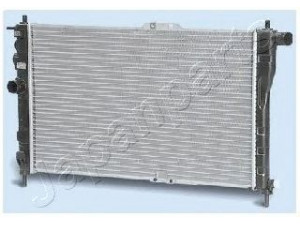 JAPANPARTS RDA313005 radiatorius, variklio aušinimas 
 Aušinimo sistema -> Radiatorius/alyvos aušintuvas -> Radiatorius/dalys
96144847