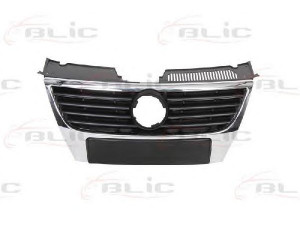 BLIC 6502-07-9540991P radiatorius grotelės 
 Kėbulas -> Kėbulo dalys/ sparnas/buferis -> Priekinis aerodinaminio pasipriešinimo sumažinimas/grotelės
3C0853651PWF, 8C0853651PWF