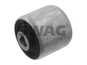 SWAG 10 93 3625 valdymo svirties/išilginių svirčių įvorė 
 Ašies montavimas/vairavimo mechanizmas/ratai -> Valdymo svirtis/pasukamosios svirties sujungimas -> Montavimas/sutvirtinimas
212 333 00 14