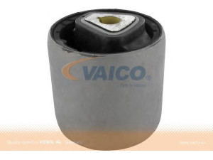 VAICO V20-9502 valdymo svirties/išilginių svirčių įvorė 
 Ašies montavimas/vairavimo mechanizmas/ratai -> Valdymo svirtis/pasukamosios svirties sujungimas -> Montavimas/sutvirtinimas
31 12 0 393 540, 31 12 6 763 719