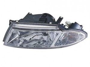 ALKAR 2752528 priekinis žibintas 
 Kėbulas -> Priekinis žibintas/dalys -> Priekinis žibintas/įterp.
MR485384