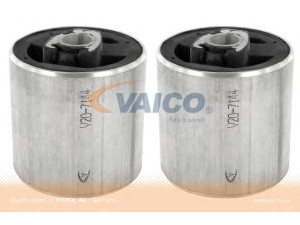 VAICO V20-7144 pakabos komplektas 
 Ašies montavimas/vairavimo mechanizmas/ratai -> Valdymo svirtis/pasukamosios svirties sujungimas -> Vairo trauklės (valdymo svirtis, išilginis balansyras, diago
31 12 0 006 482, 31 12 1 141 752