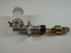 AISIN QM-022 pagrindinis cilindras, sankaba 
 Sankaba/dalys -> Sankabos valdymas -> Pagrindinis cilindras
MB555114