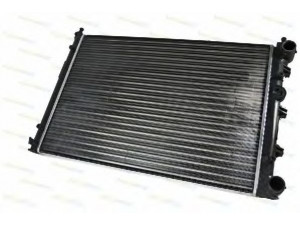 THERMOTEC D7D001TT radiatorius, variklio aušinimas 
 Aušinimo sistema -> Radiatorius/alyvos aušintuvas -> Radiatorius/dalys
46743394, 51702463
