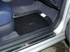 CARBOX 411801000 kojų kilimėlis 
 Vidaus įranga -> Kojų kilimėlis