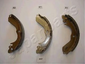 JAPANPARTS GF-587AF stabdžių trinkelių komplektas 
 Techninės priežiūros dalys -> Papildomas remontas
MB668745, MB668746, MB668747, MB858665