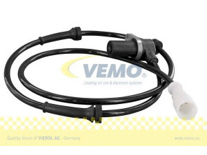 VEMO V51-72-0022 jutiklis, rato greitis 
 Elektros įranga -> Jutikliai
96 205 922