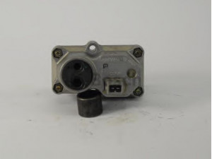 BOSCH 0 438 140 084 šildymo reguliatorius