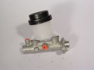 AISIN MN-081 pagrindinis cilindras, stabdžiai
46010-C8300, 46010-C8301