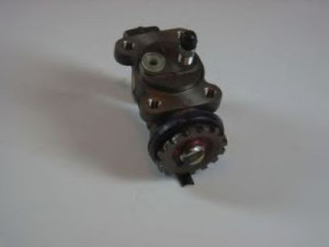 AISIN AG-004RF rato stabdžių cilindras
5-47610-062-1, 5-47610-062-2, 8-94128-162-1