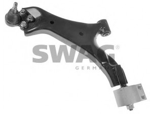 SWAG 13 94 1740 vikšro valdymo svirtis 
 Ašies montavimas/vairavimo mechanizmas/ratai -> Valdymo svirtis/pasukamosios svirties sujungimas -> Vairo trauklės (valdymo svirtis, išilginis balansyras, diago
4810 831, 4817 777, 25995128, 96626235