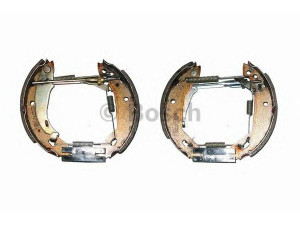 BOSCH 0 204 114 500 stabdžių trinkelių komplektas 
 Techninės priežiūros dalys -> Papildomas remontas
4241 2C, 4241 62, 4241 7F, 4241 2C